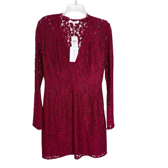Wayf Say It Out Loud Lace Mini Dress Garnet Red Size M NWT - Picture 4 of 12